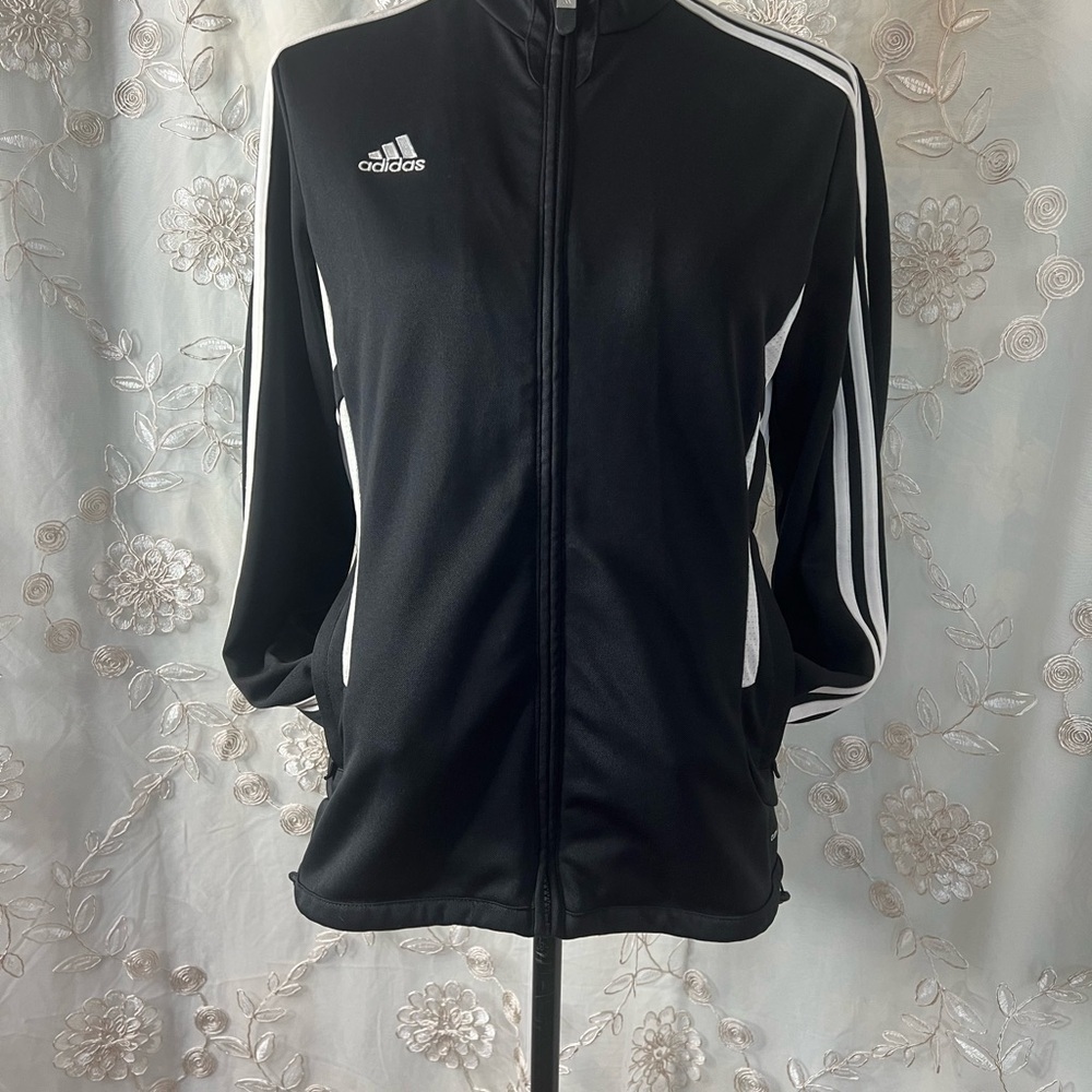 SZ S Nike black and white full zipper jacket. - Picture 10 of 10